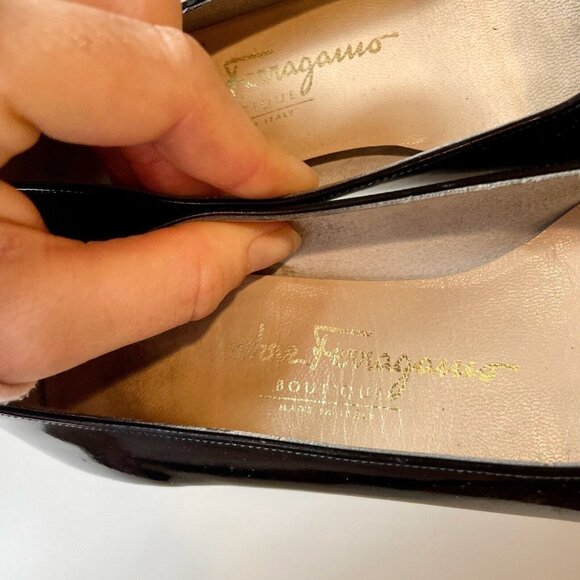 Salvatore Ferragamo Varina Ballet Flats Womens 4.5 B Blac Patent Leather Bow - Picture 7 of 10